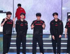 开云体育登录-JDG翻盘C9，Lehends开启传奇时刻强强对话全球总决赛，留下经典瞬间