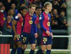 开云体育在线-意大利队在对阵西班牙的比赛中失利，遗憾出局