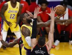 开云APP-独行侠绝杀山西队，詹姆斯扛起全队的简单介绍