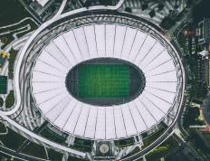 开云平台-当绝杀哨响彻北伦敦夜空—记一名NBA遗民在英超争冠夜的灵魂出窍