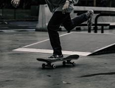 开云下载-天山奇迹，新疆队横扫雷霆，周琦惊天一战惊艳四座