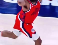 开云体育-石破天惊！快船队逆转胜，赢得了惊人胜利