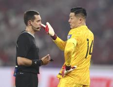 开云体育官网-印度尼西亚选手夺得佳绩，人气飙升