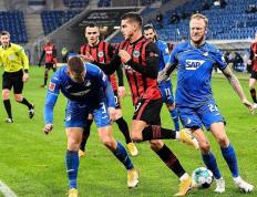 开云体育登录-莱比锡重夺联赛龙头，斩获惊天三分