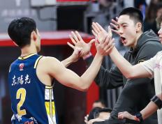 开云体育中国-包含上海男篮迎战江苏队：双方实力对比悬殊的词条