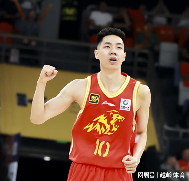 开云体育平台APP-辽宁男篮主场取胜上海队，稳坐积分榜第一！
