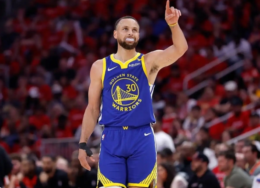 开云体育APP下载-勇士球星受赛季末期伤病困扰，总决赛可能缺席的简单介绍